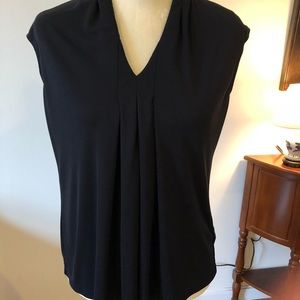 Jones New York work top in dark navy